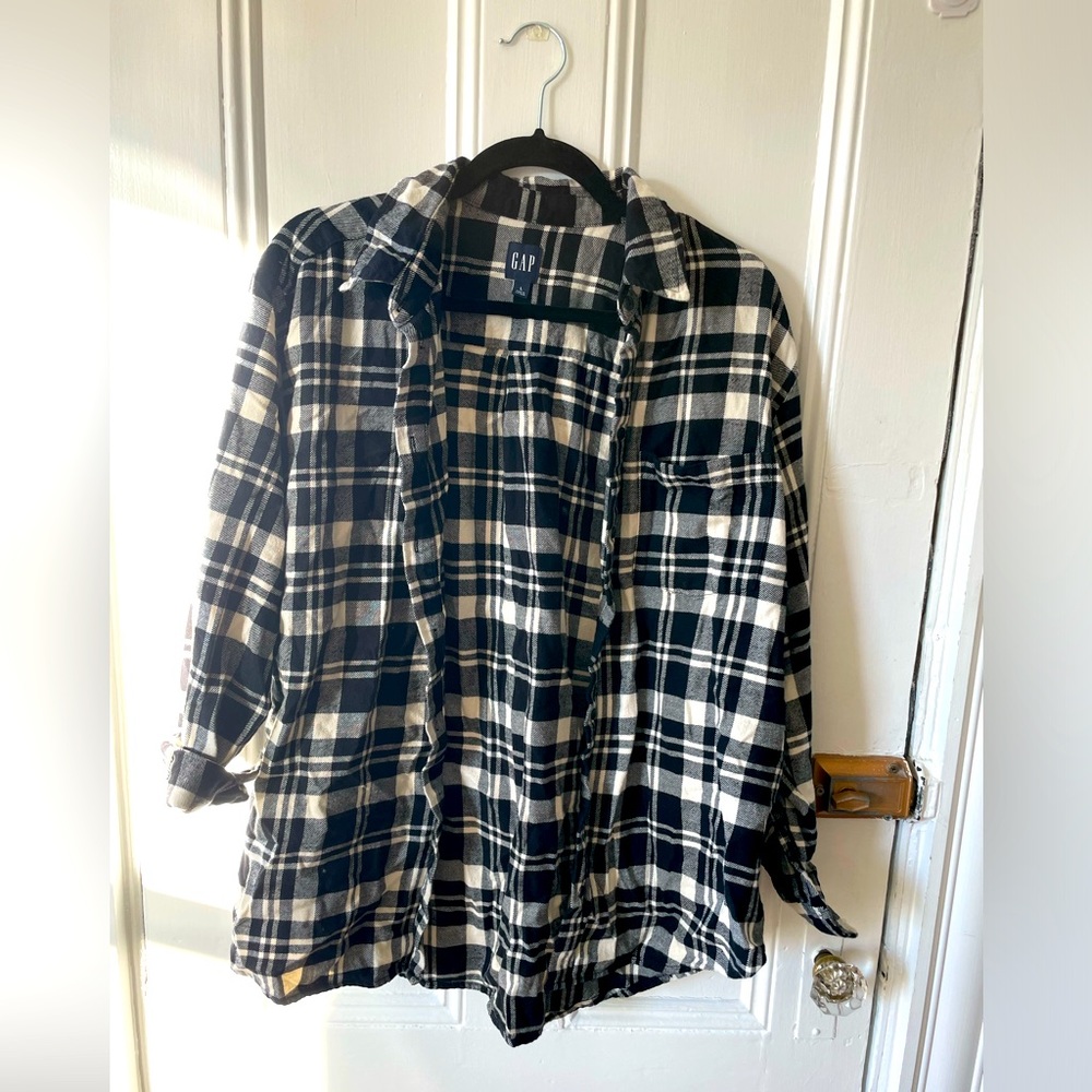 Gap Flannel Black and White